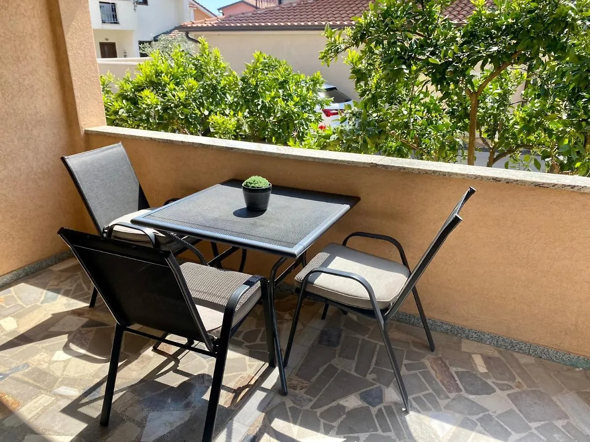 Apartment Mirna Novigrad  Novigrad (Istria)