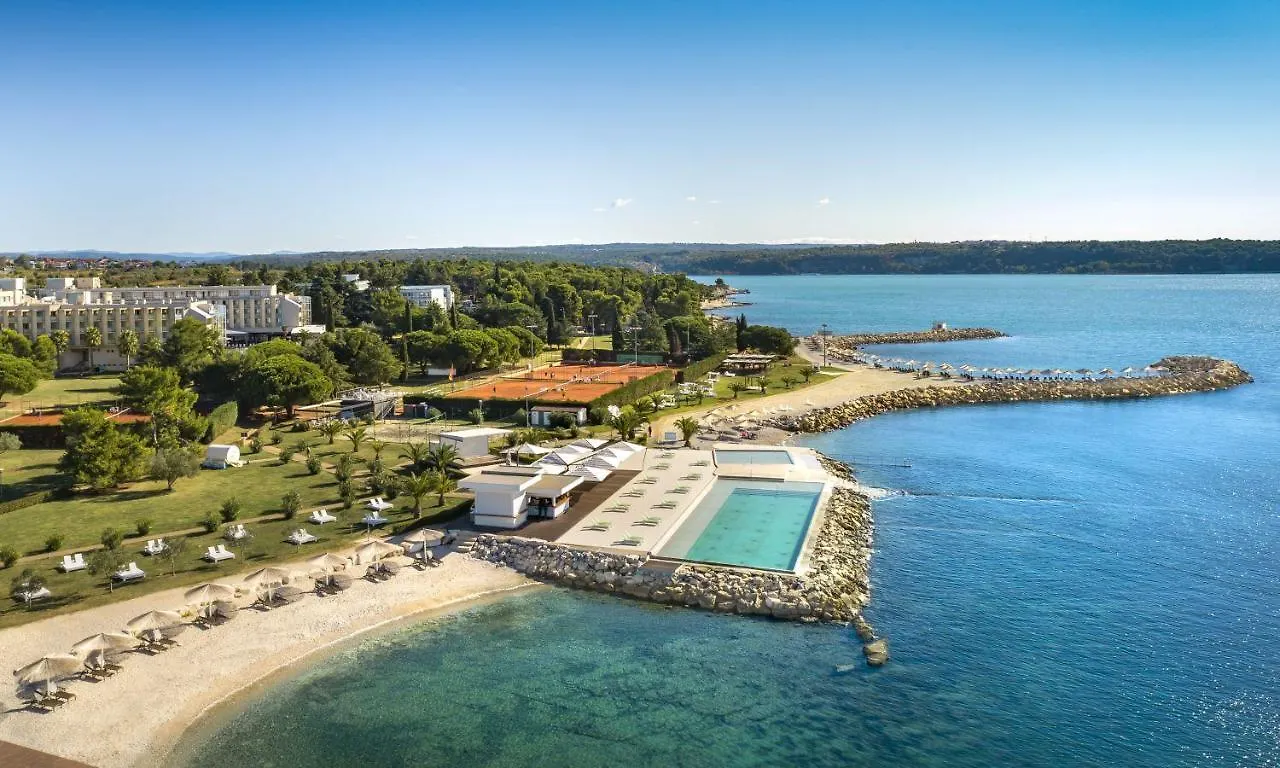 Apartment Mirna Novigrad