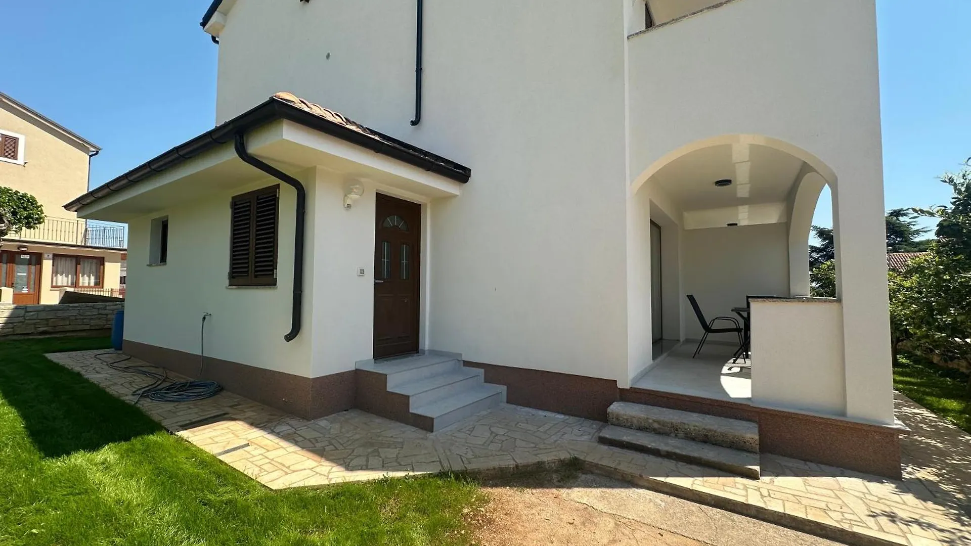 Apartment Mirna Novigrad