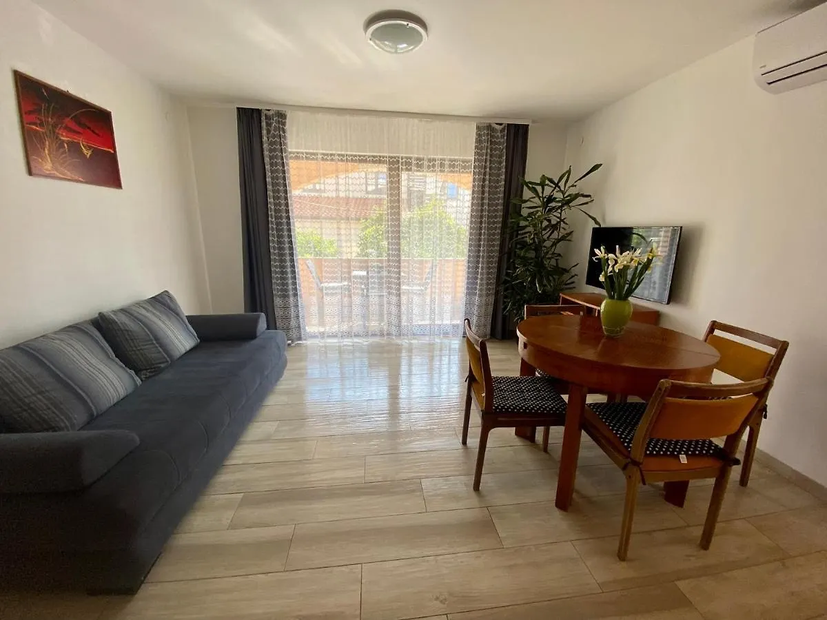 Apartment Mirna Novigrad  Croatia